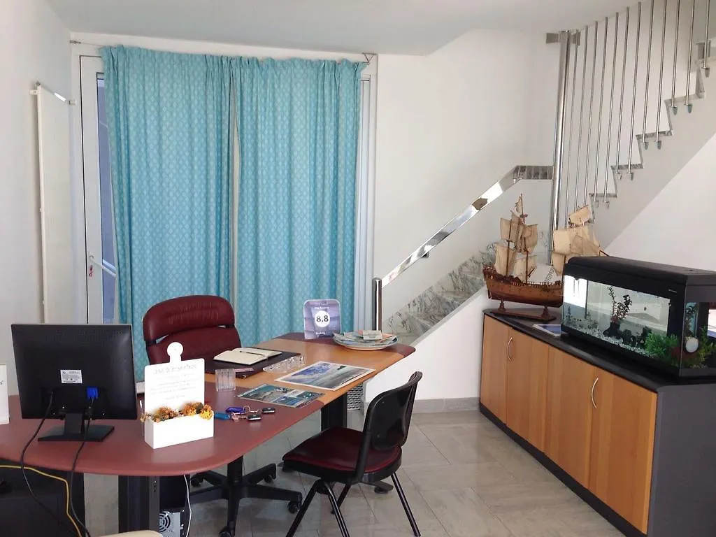 Villa Rosanna Capoterra Alojamento de Acomodação e Pequeno-almoço